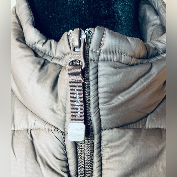 WindRiver Brown 2XL warm nylon puffer vest with T-MAX polyester insulation - Picture 4 of 8